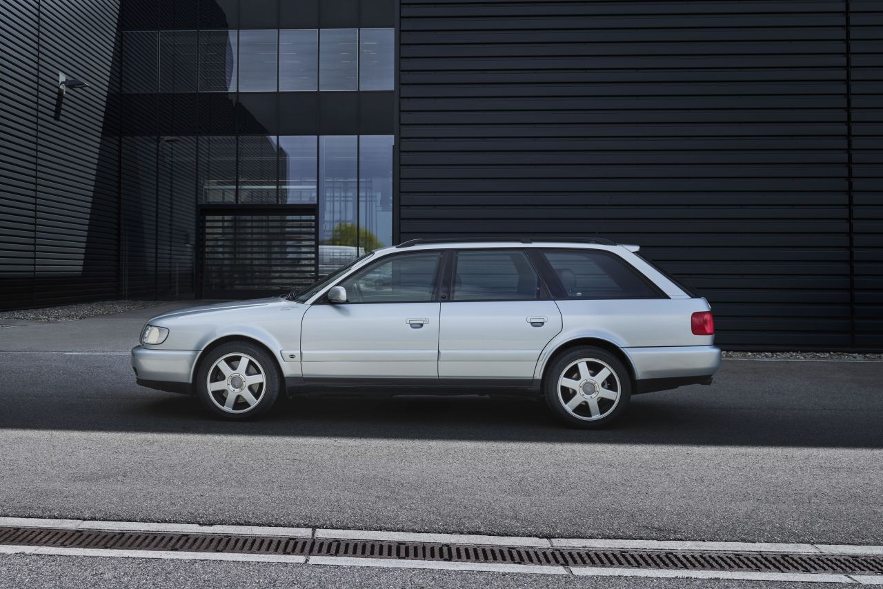 Audi A6 C4 S6 Avant - zdjęcie poglądowe
